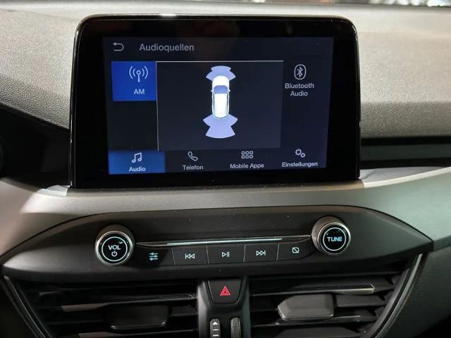 Ford Focus Cool & Connect