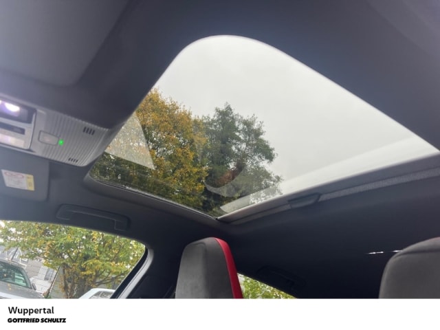 Volkswagen Golf DSG GTI