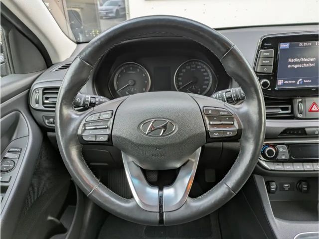 Hyundai i30 Edition 30 DAB SHZ LenkradHZG Temp Apple CarPlay M