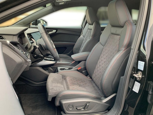 Audi Q4 e-tron Quattro