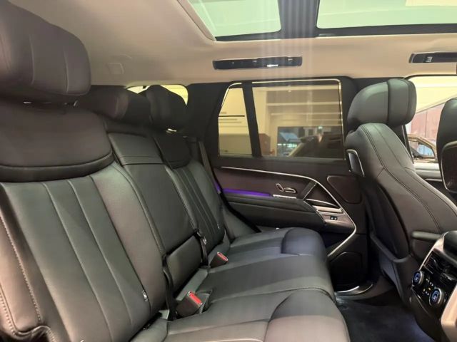 Land Rover Range Rover D300 HSE