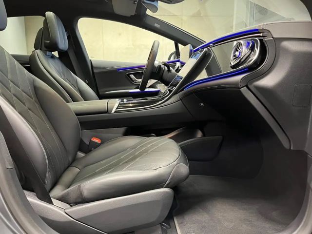 Mercedes-Benz EQE 350 AMG Line Sedan