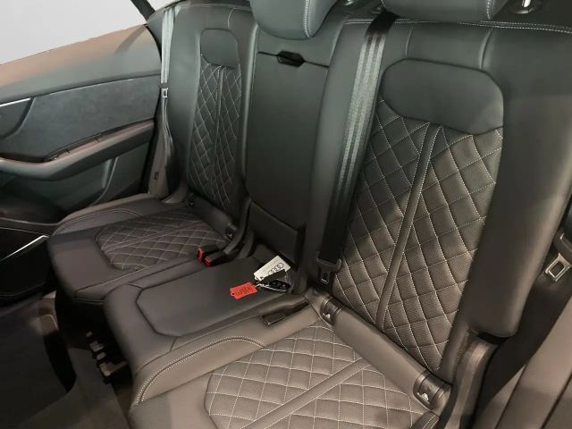 Audi Q8 Business Quattro S-Line