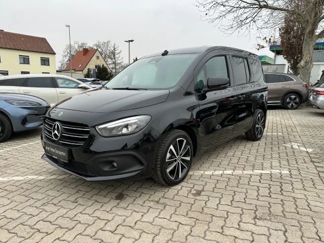 Mercedes-Benz T 180 T 180 d Standard LED Navi Klima Sitzheizung