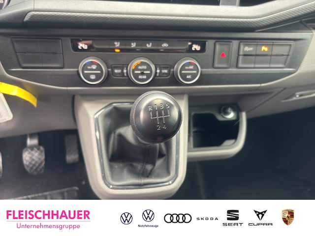 Volkswagen Caravelle 2.0 TDI T6