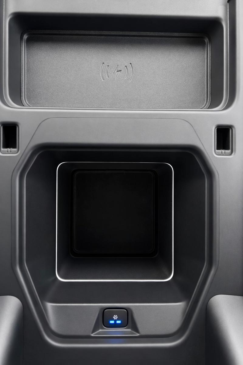 Land Rover Defender 110 S