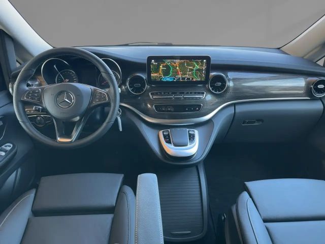 Mercedes-Benz EQV 300 AMG Line AVANTGARDE