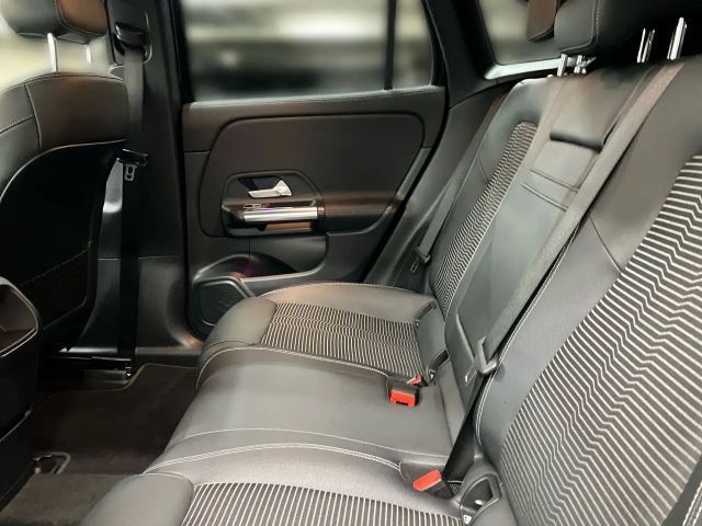 Mercedes-Benz EQA 300 4MATIC Progressive