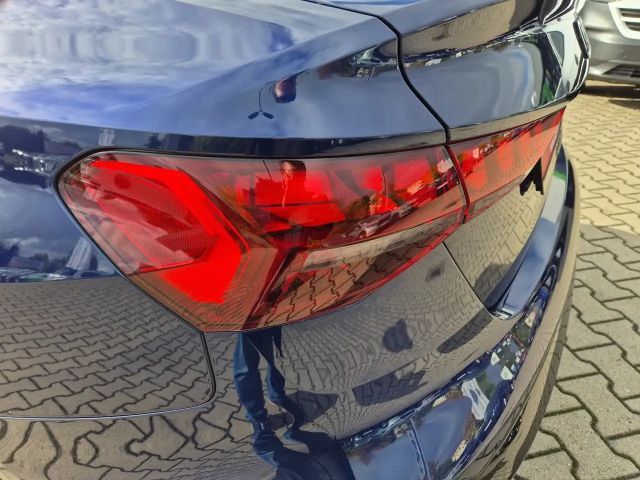 Audi A3 35 TDI S-Line S-Tronic Sedan