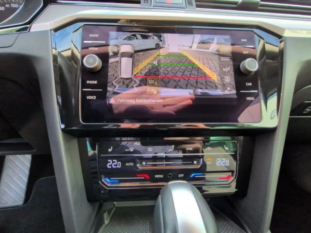 Volkswagen Passat 1.5 TSI Business DSG Variant