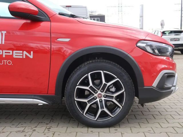 Fiat Tipo 5-Türer MY23 (RED) Hybrid 1.5 GSE LED M+S