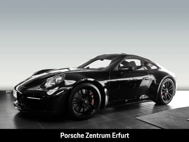 Porsche 911 4 Carrera Coupé GTS