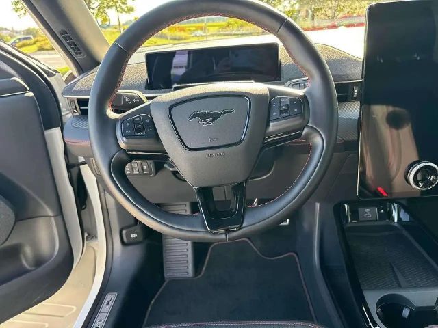 Ford Mustang Mach-E AWD