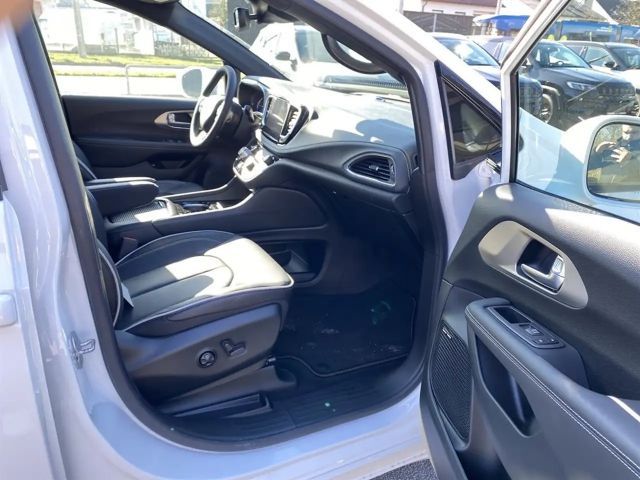 Chrysler Pacifica Limited eHybrid