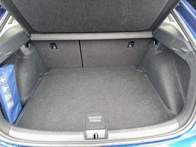 Volkswagen Taigo 1.0 TSI DSG Life