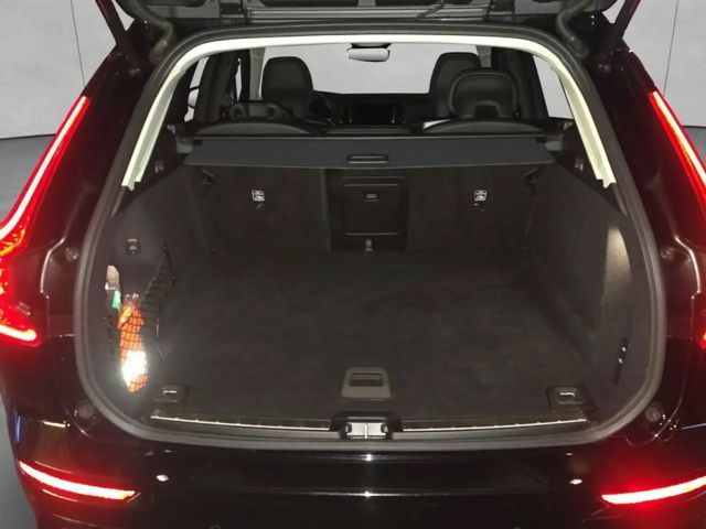 Volvo XC60 AWD Dark Plus