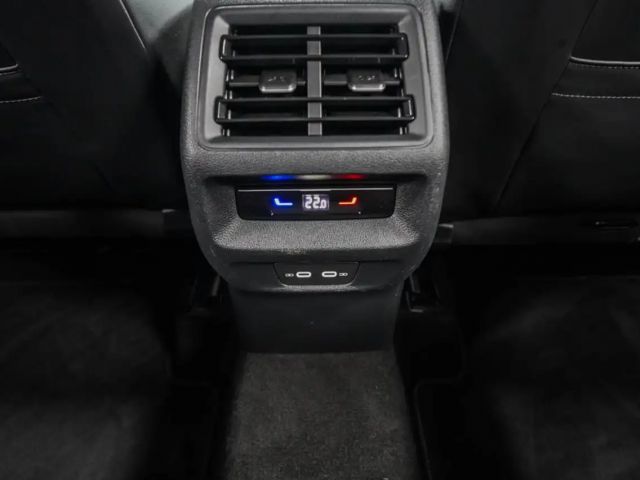 Volkswagen Tiguan 4Motion DSG R-Line