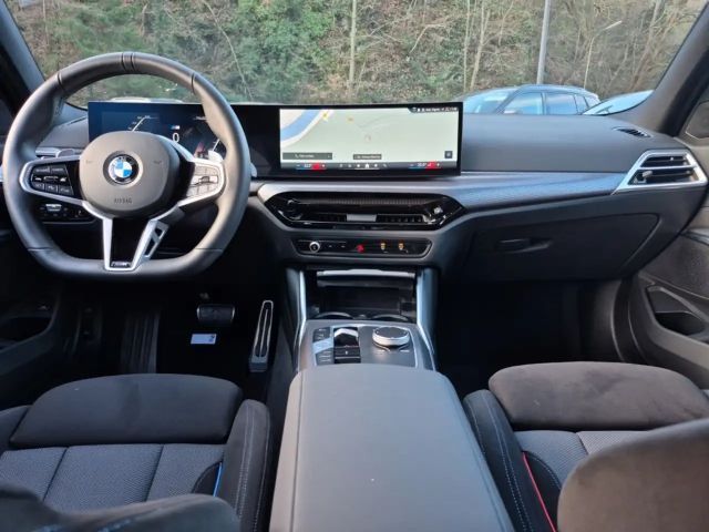 BMW 330 330i M-Sport Touring xDrive