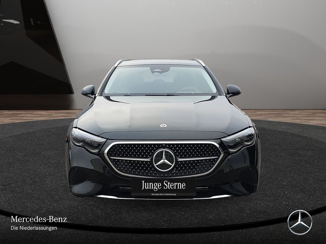 Mercedes-Benz E 220 AVANTGARDE E 220 d Estate