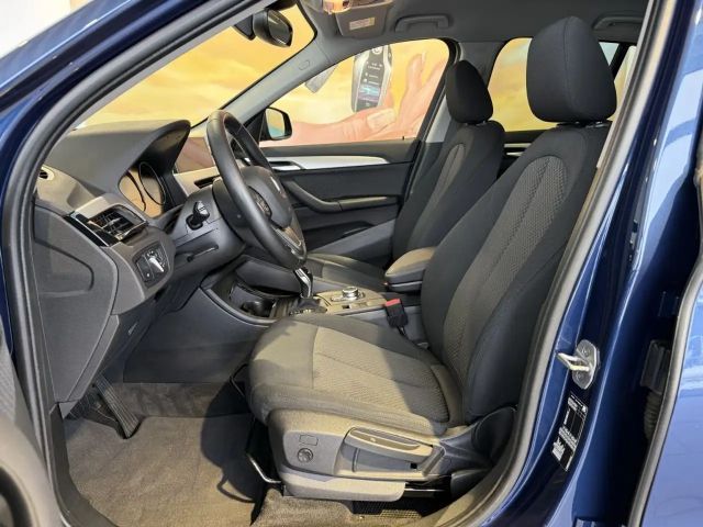 BMW X1 Advantage pakket sDrive18i