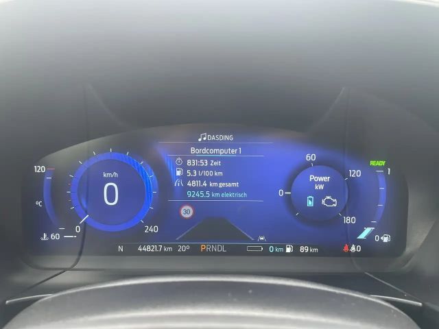 Ford Kuga Plug in Hybrid ST Line X