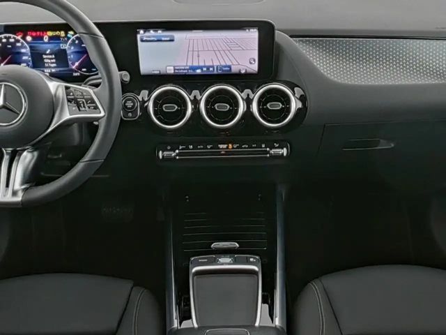 Mercedes-Benz B 180 Progressive