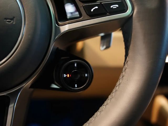 Porsche Cayenne E-Hybrid