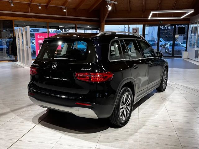 Mercedes-Benz GLB 200 4MATIC GLB 200 d Style