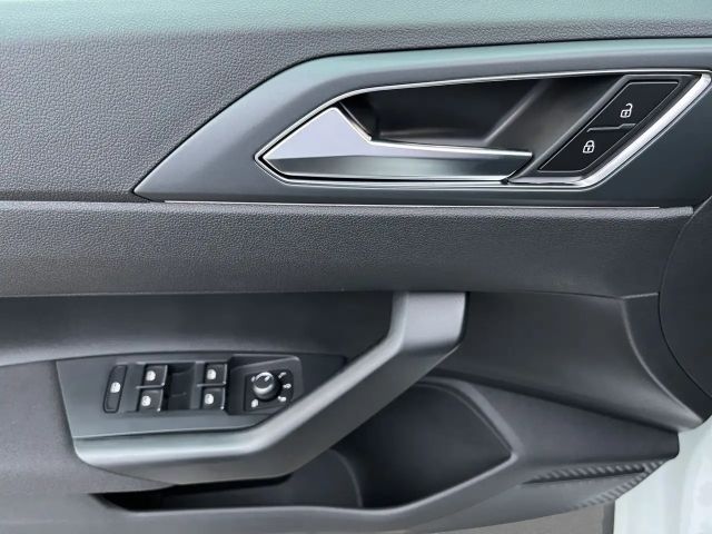 Volkswagen Polo 1.0 TSI DSG IQ.Drive R-Line