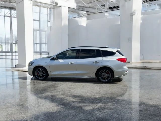 Ford Focus ST Line Wagon