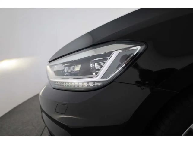 Volkswagen Touran 1.5 TSI DSG R-Line