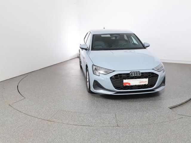 Audi A3 30 TFSI Sedan