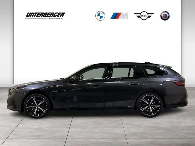 BMW 540 540d M-Sport Touring xDrive