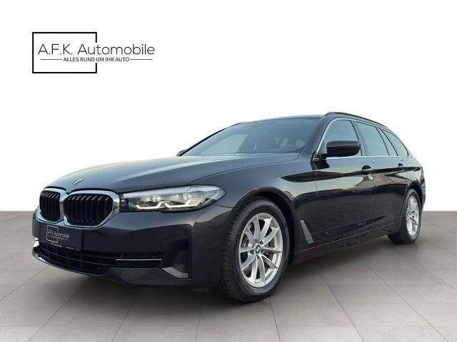 BMW 520 520d M-Sport