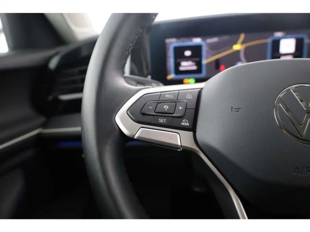 Volkswagen Passat 1.5 eTSI Business DSG