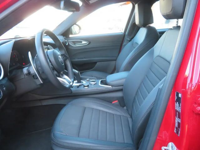 Alfa Romeo Giulia Q4