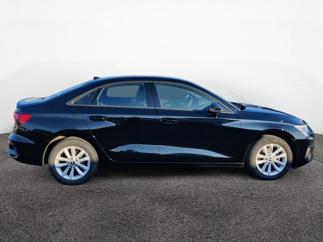 Audi A3 30 TDI Sedan