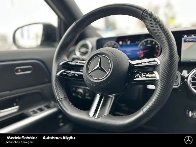 Mercedes-Benz GLA 200 AMG Line