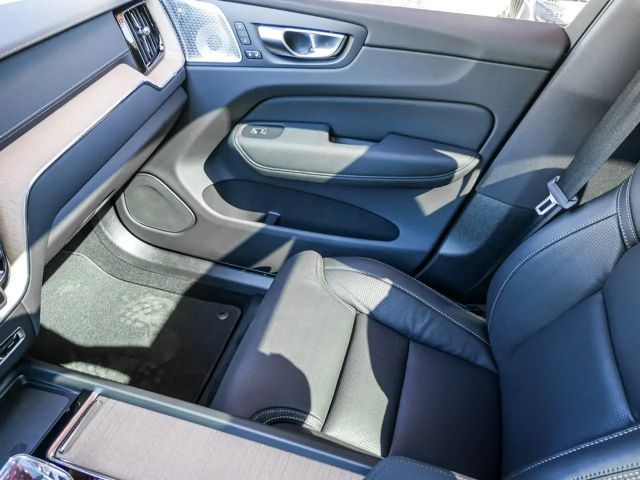 Volvo XC60 Dark Recharge T8 Ultra