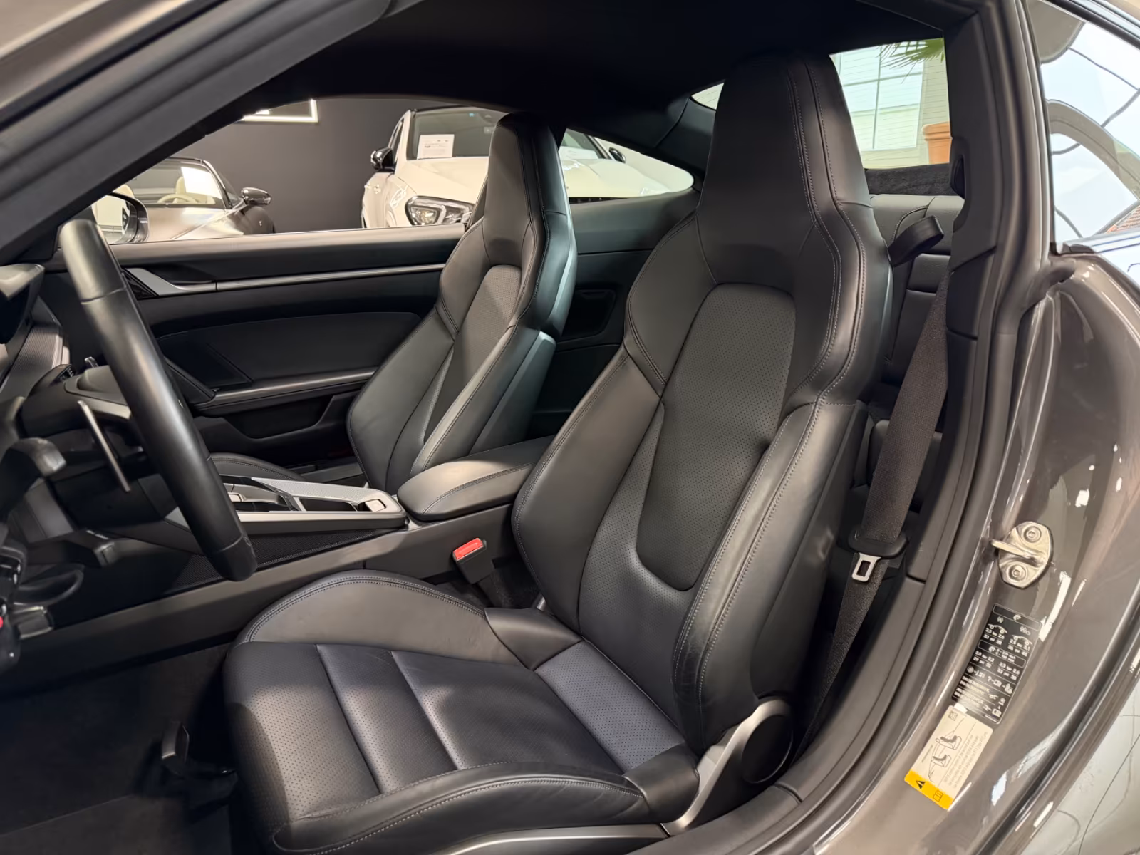 Porsche 911 992 Carrera Coupé