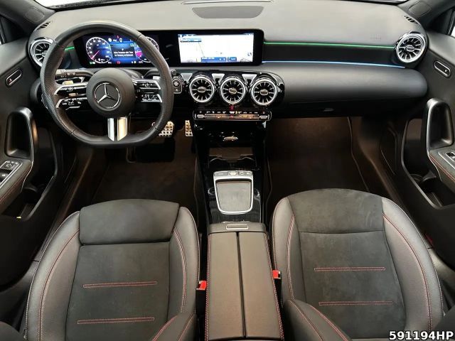 Mercedes-Benz A 200 AMG Line