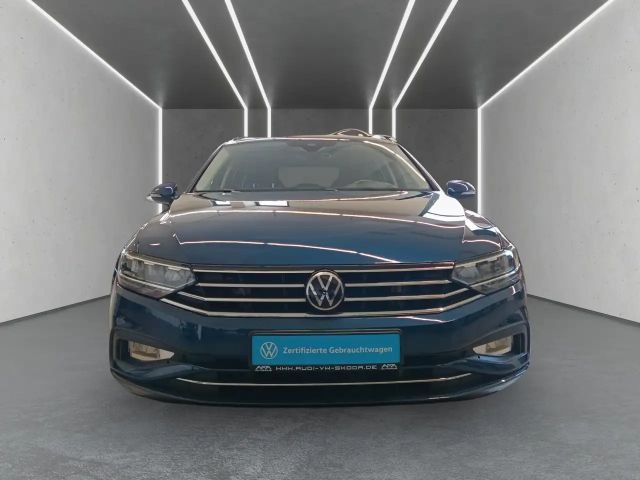 Volkswagen Passat 1.5 TSI Business DSG Variant