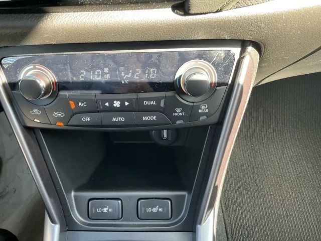 Suzuki S-Cross Flash