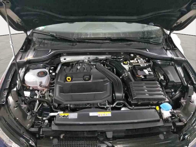 Volkswagen Golf 1.5 eTSI Golf VIII