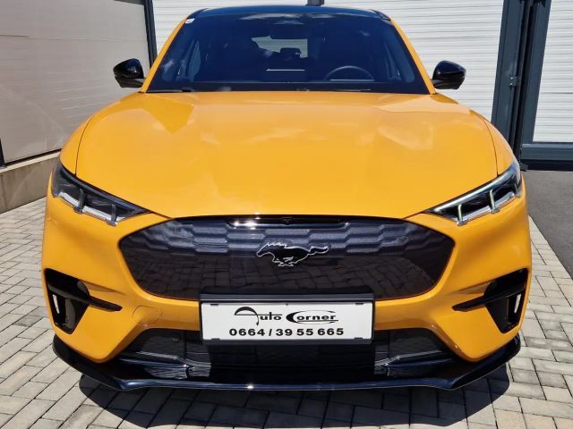 Ford Mustang Mach-E AWD GT