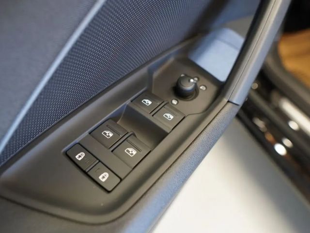 Audi A3 30 TFSI Sedan