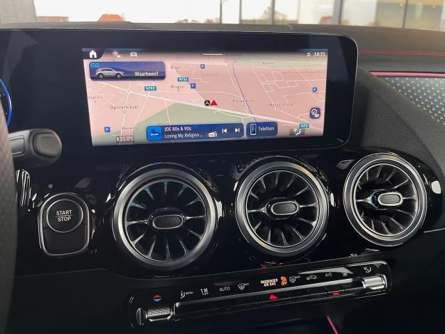 Mercedes-Benz EQA 350 4MATIC AMG Line