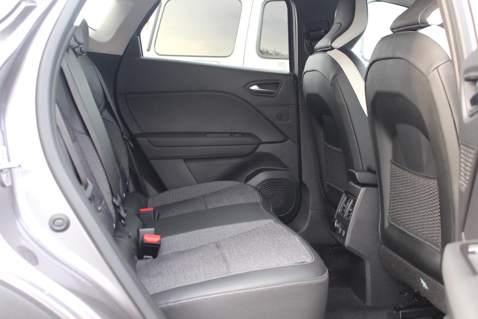 Renault Captur Bose E-Tech Intens