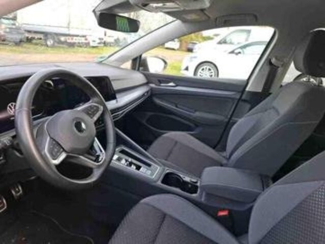 Volkswagen Golf 1.5 eTSI DSG Golf VIII