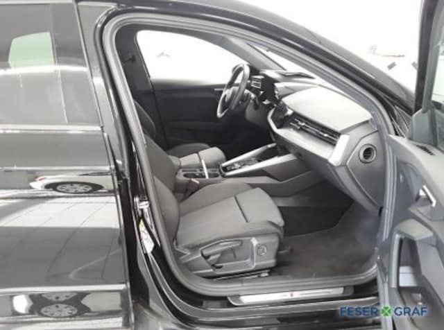 Audi A3 30 TDI S-Line S-Tronic Sedan